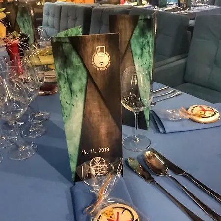 Hotel фетрбуш *