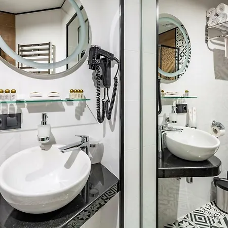 фетрбуш Nadvirna